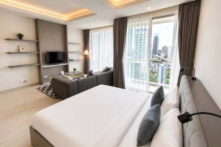 High Floor Studio Room for Rent at J-Tower