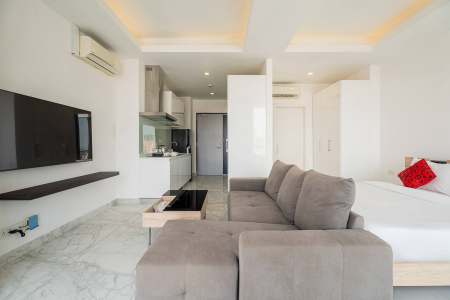 Studio Room for Rent at J-Tower 1