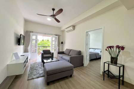 Classic Spacious One BR for Rent in BKK1