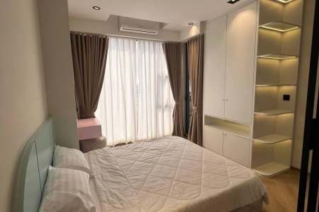 Modern 1-Bedroom for Rent at Time Square 5