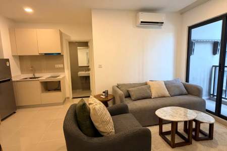 Modern 2-Bedroom for Rent at Park Land Condo