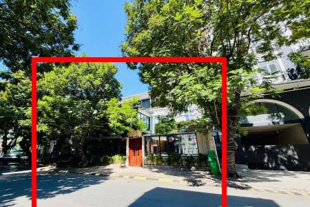 Restaurant for Rent near Central Market