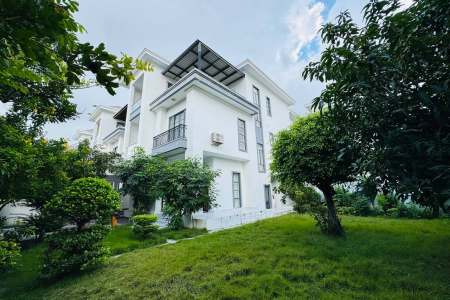 5-Bedroom Villa for Rent near ISPP